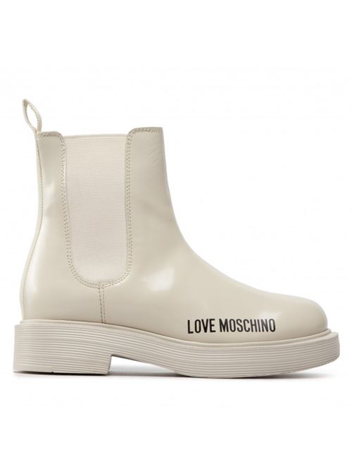 LOVE MOSCHINO