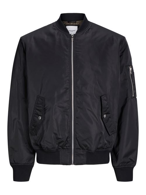 JACK AND JONES